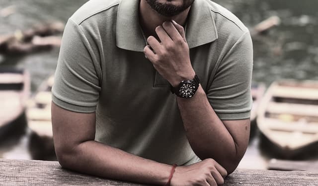 Build an ultimate watch collection under ₹2000